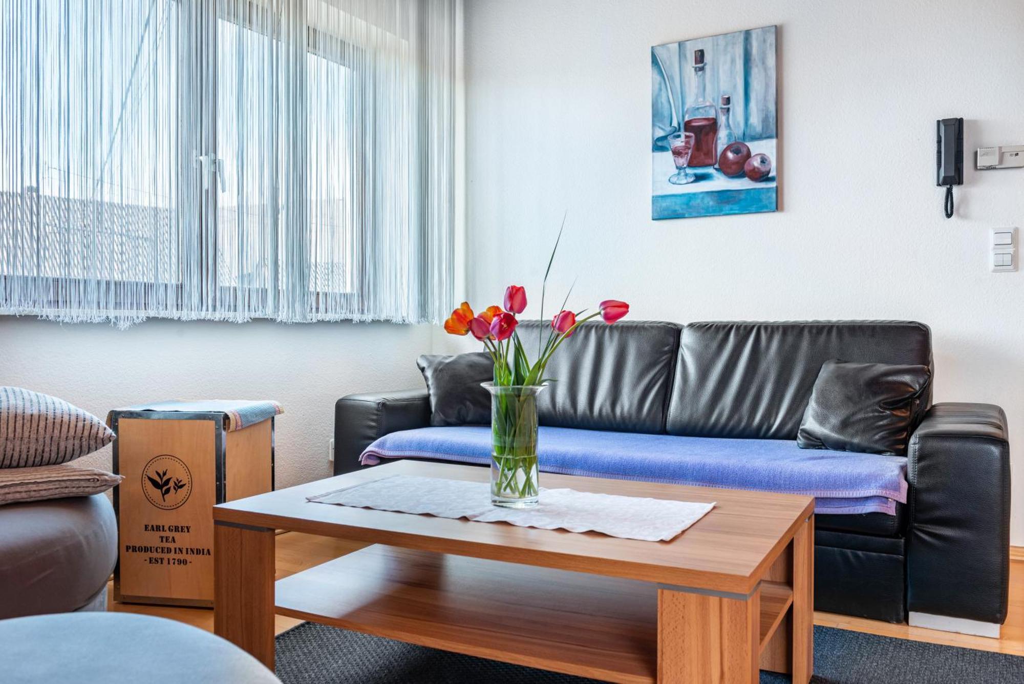 Vronis Ferienwohnungen Muhlingen Extérieur photo